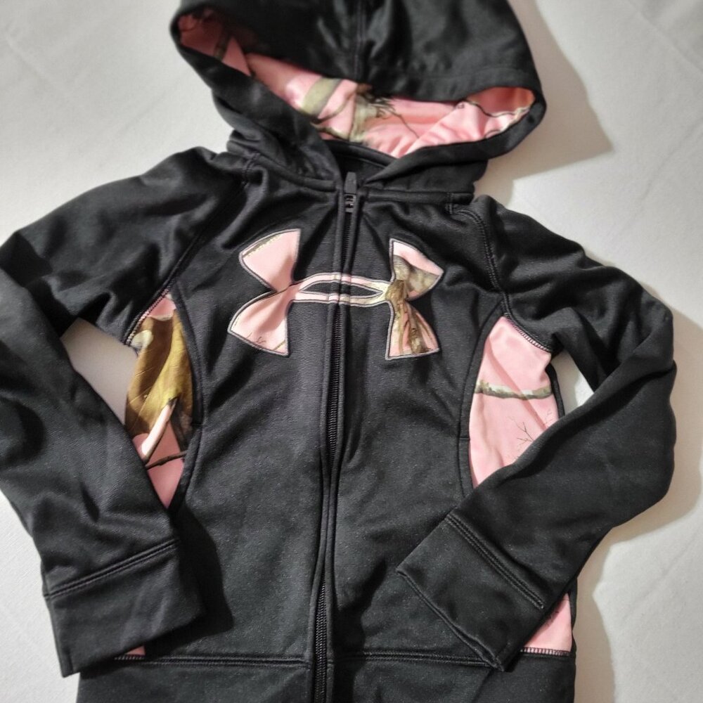 Under Armour size 5 Used pants. Tag out of them but measure to other Located A21 - Picture 5 of 6